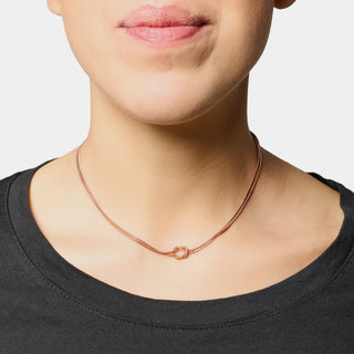 Collana nodo infinito morbido in acciaio