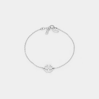 Bracciale argento rodiato con centrale quadrifoglio con petali a cuore traforato